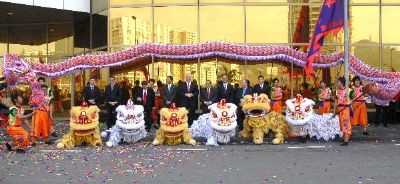 大年初一舞狮_深圳酒店初一舞狮旺场_深圳大年舞狮舞龙队